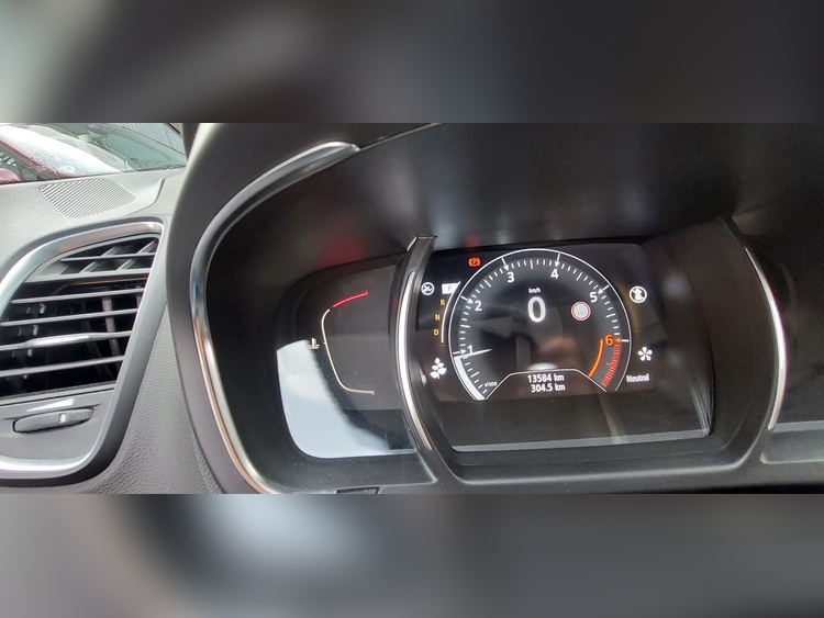 Renault Scenic 1.3 TCE 140CV foto 8